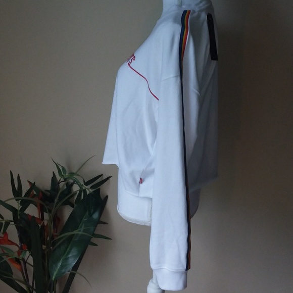 🆕️Levi's Rainbow-Striped Cropped Sweatshirt - Picture 3 of 8